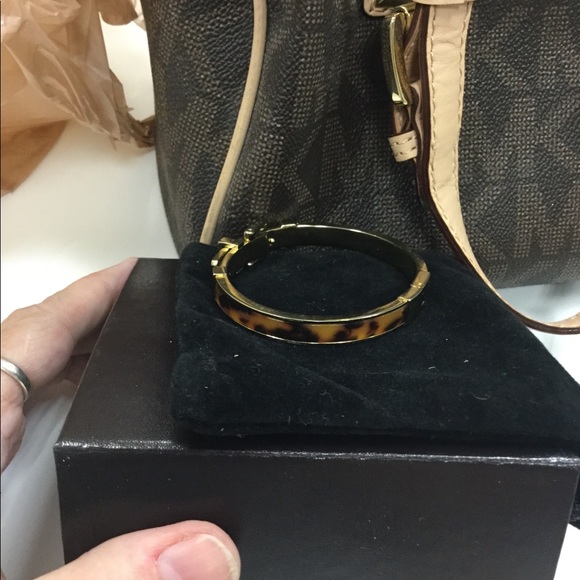 Michael Kors Tigers Eye Bracelet - Picture 1 of 5